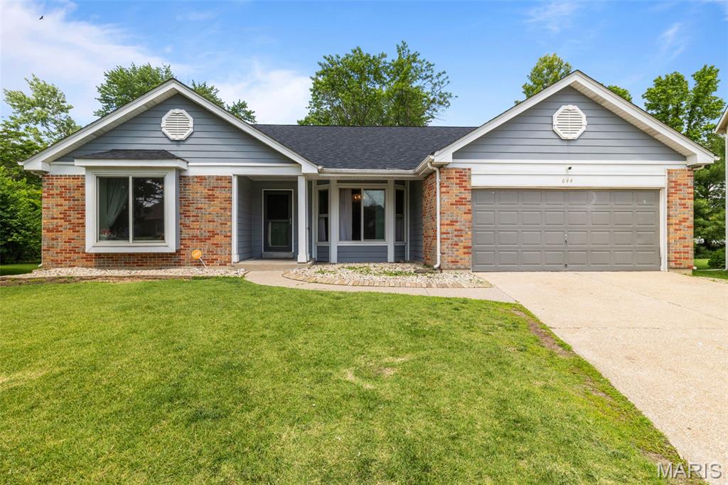 Photo of 644 Bugle Run Drive Florissant MO 63034