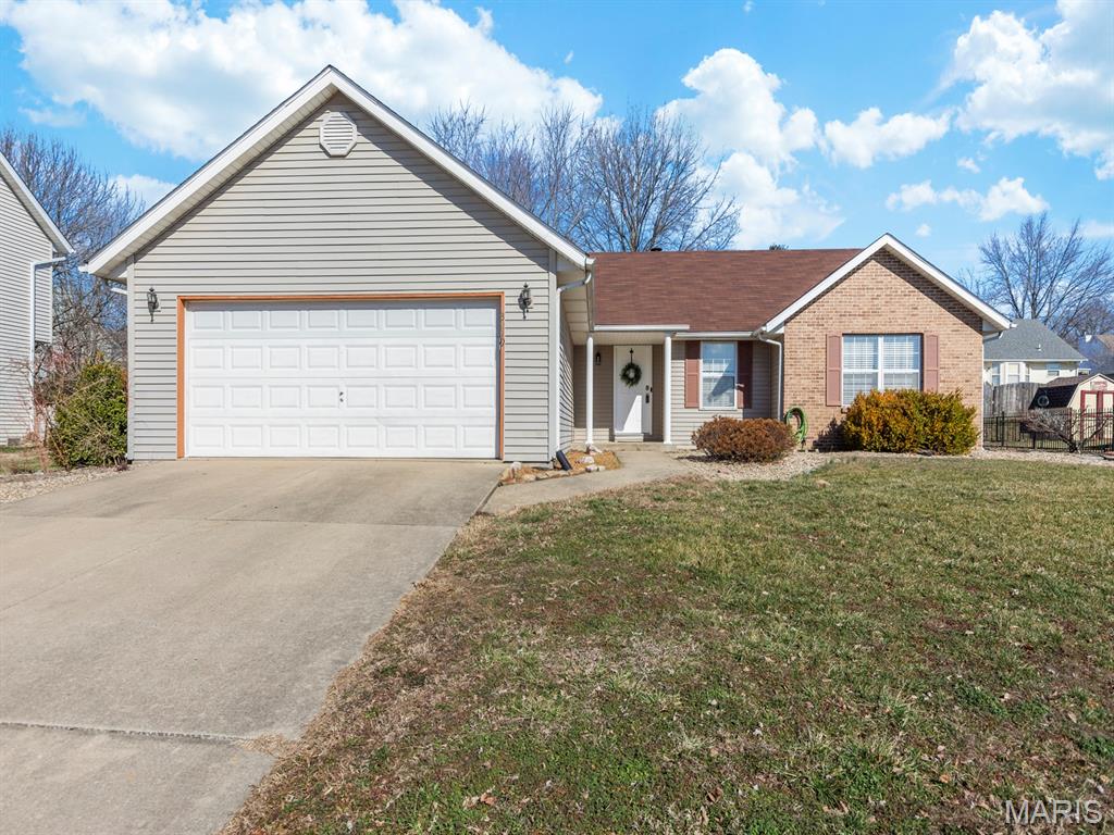Photo of 3219 Cloverridge Lane Shiloh IL 62221