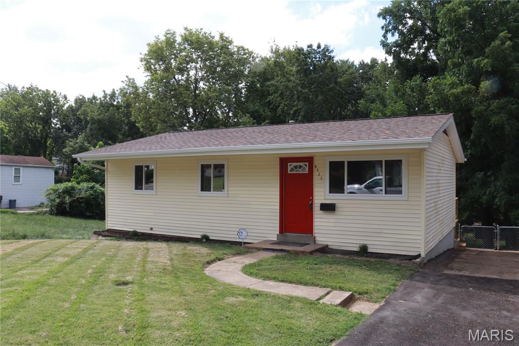 Photo of 8922 Higginson Drive Bel Ridge MO 63121