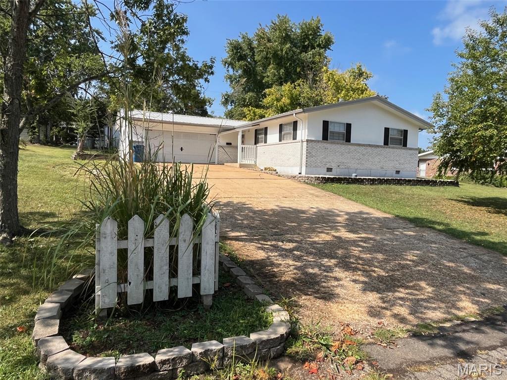 Photo of 315 Lilac Drive Potosi MO 63664