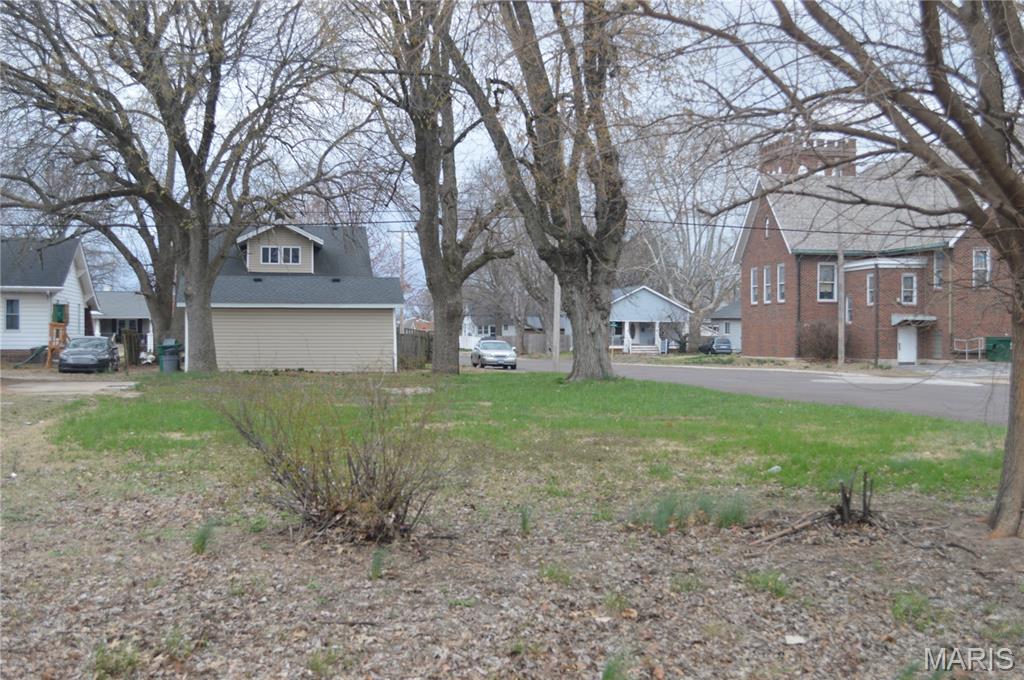 Photo of 331 Washington Avenue East Alton IL 62024