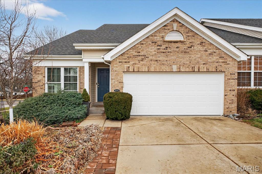 Photo of 800 Whispering Village Circle Ballwin MO 63021