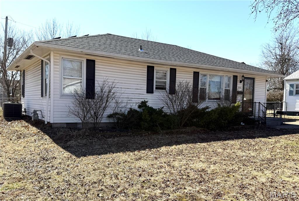 Photo of 940 Hazel Place Mexico MO 65265
