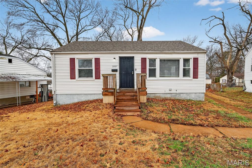 Photo of 2037 Bainbridge Drive St Louis MO 63133