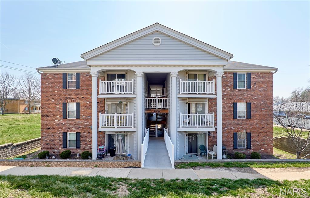 Photo of 1936 Marine Terrace Drive #J Unincorporated MO 63146