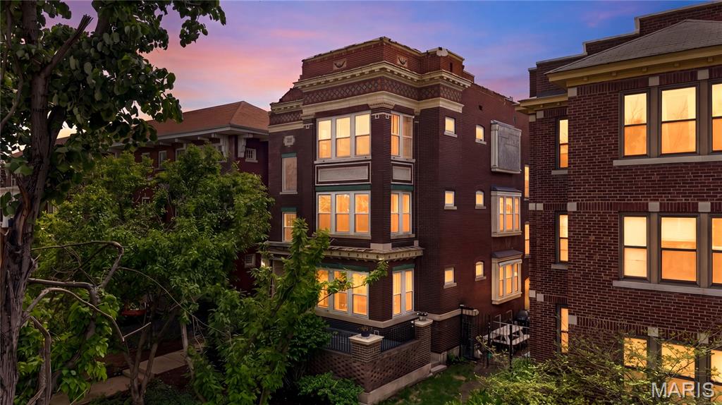 Photo of 5572 Waterman Boulevard #1W St Louis MO 63112