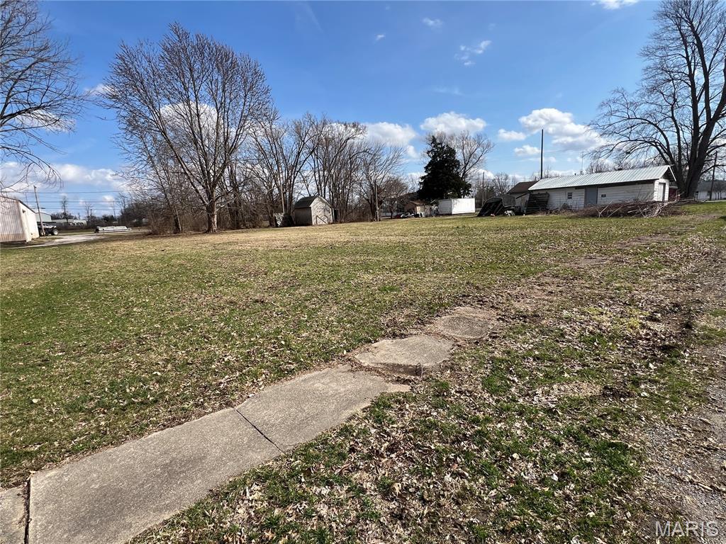 Photo of 1015 N West Street Carlinville IL 62626