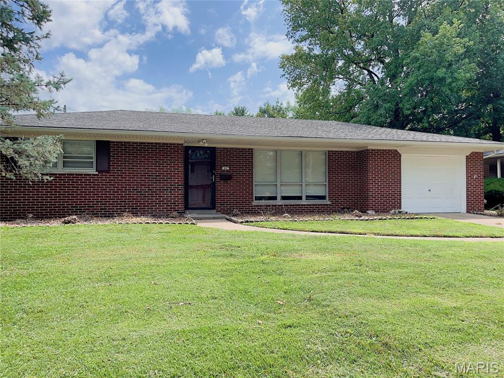 Photo of 60 DALE ALLEN DR Belleville IL 62226