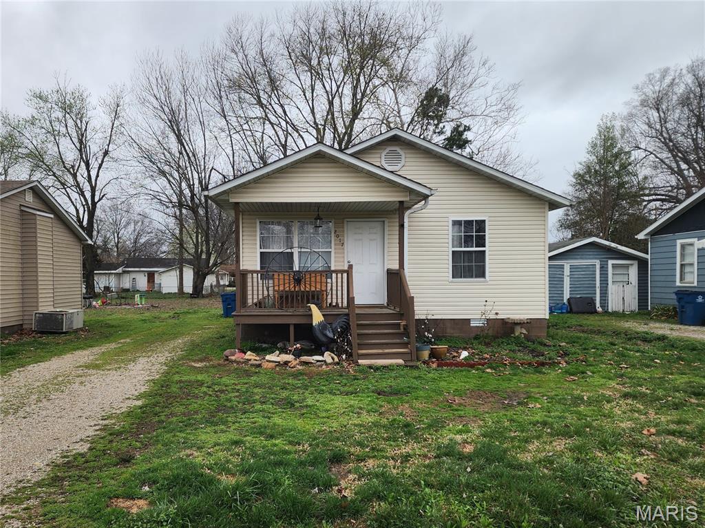 Photo of 2017 Tennessee Street Poplar Bluff MO 63901
