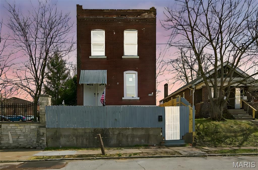 Photo of 1468 E Warne Avenue St Louis MO 63107