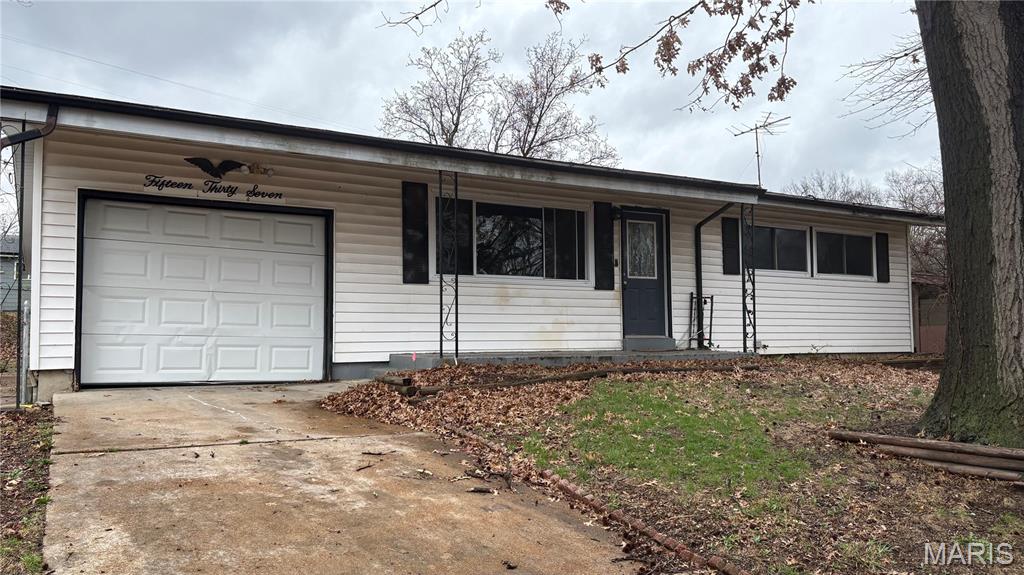 Photo of 1537 Chesley Drive St Louis MO 63136