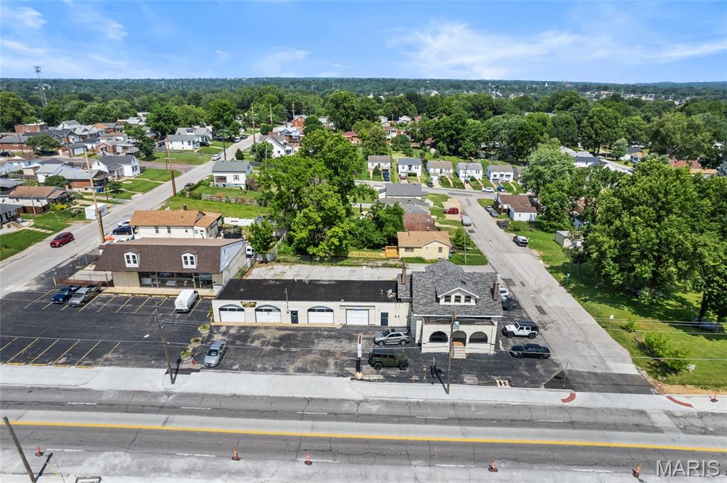 Photo of 935 Lemay Ferry Road LeMay MO 63125
