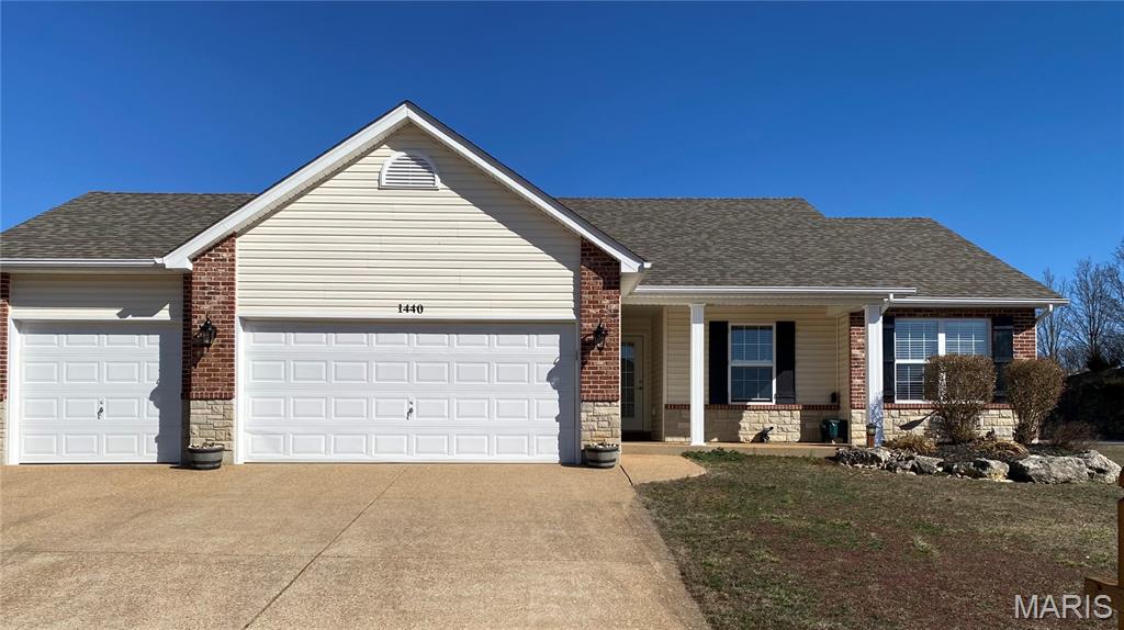 Photo of 1440 Cortez Drive Hillsboro MO 63050