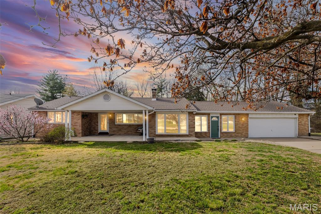 Photo of 2305 W Delmar Avenue Godfrey IL 62035