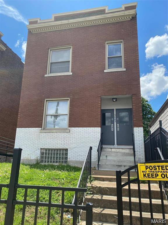 Photo of 3463 S Grand Boulevard St Louis MO 63118