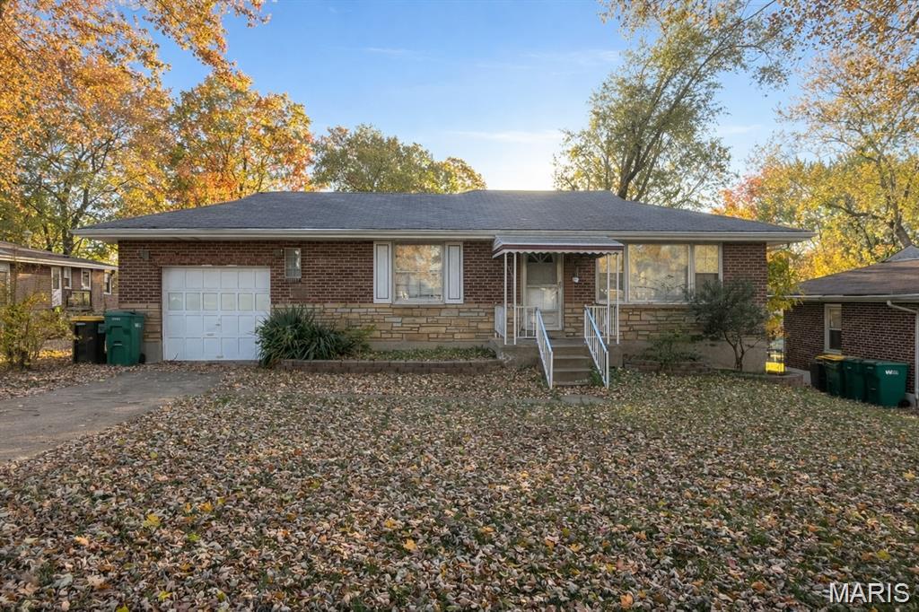 Photo of 1100 Ashford Drive St Louis MO 63137