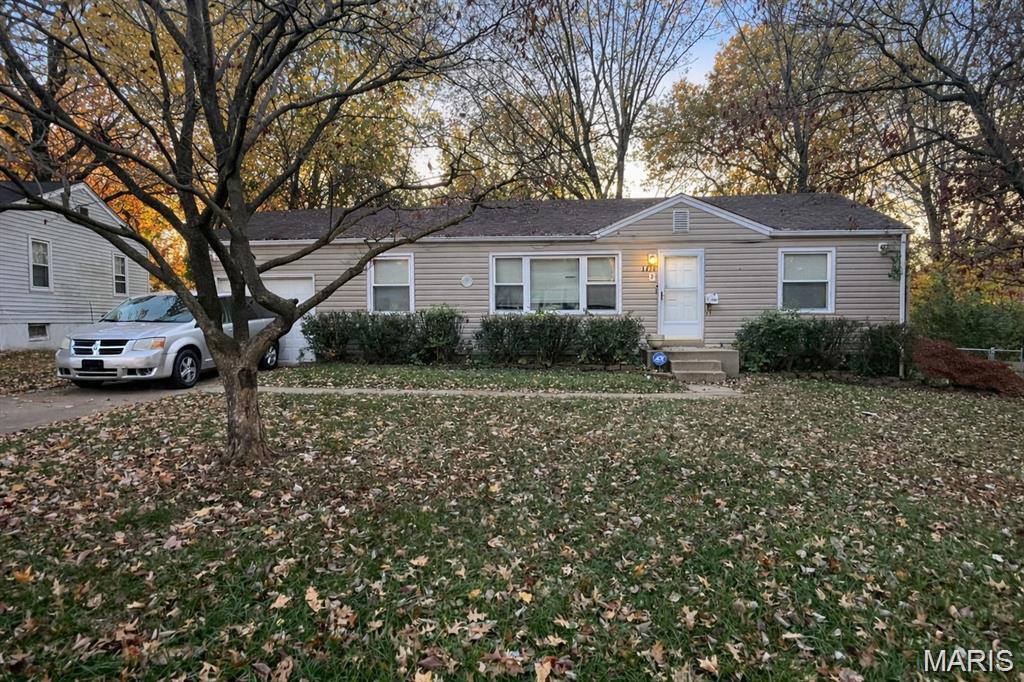 Photo of 1234 Hoyt Drive St Louis MO 63137