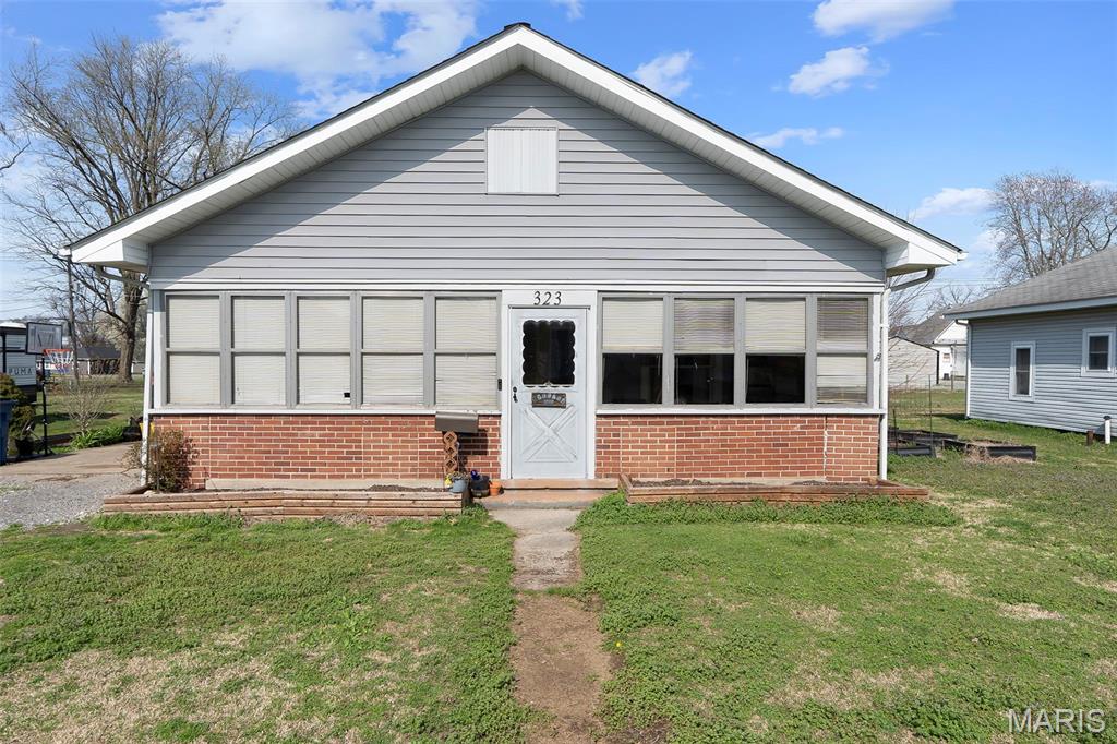 Photo of 323 Wright Avenue Chaffee MO 63740