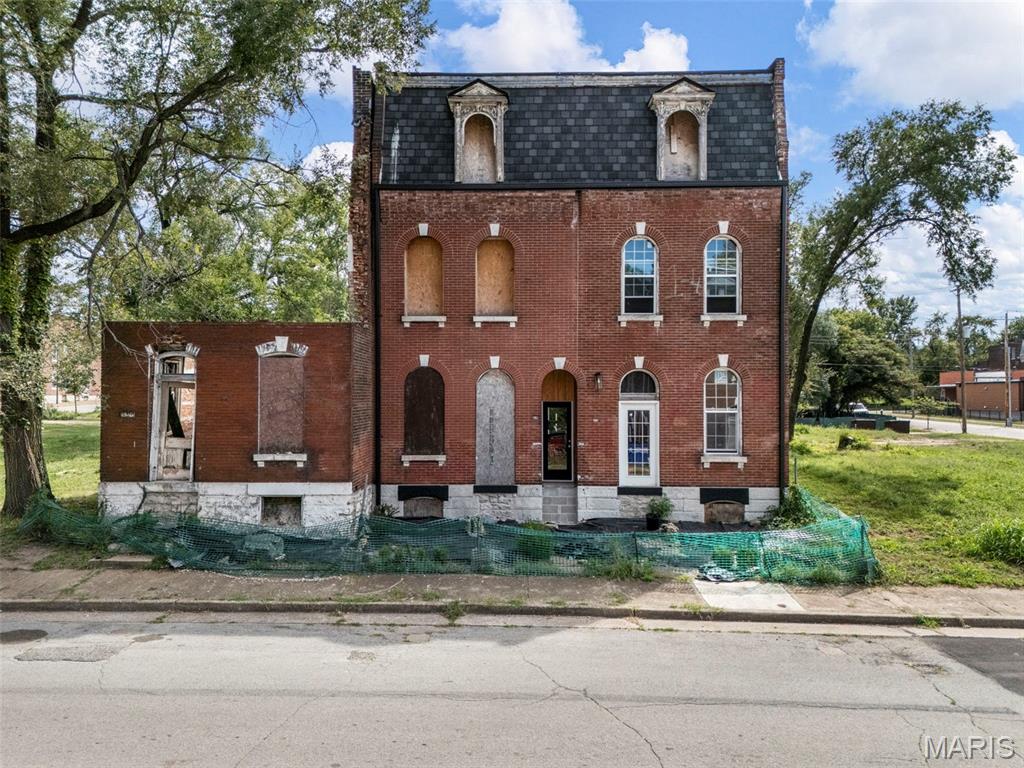 Photo of 1512 Palm Street St Louis MO 63107