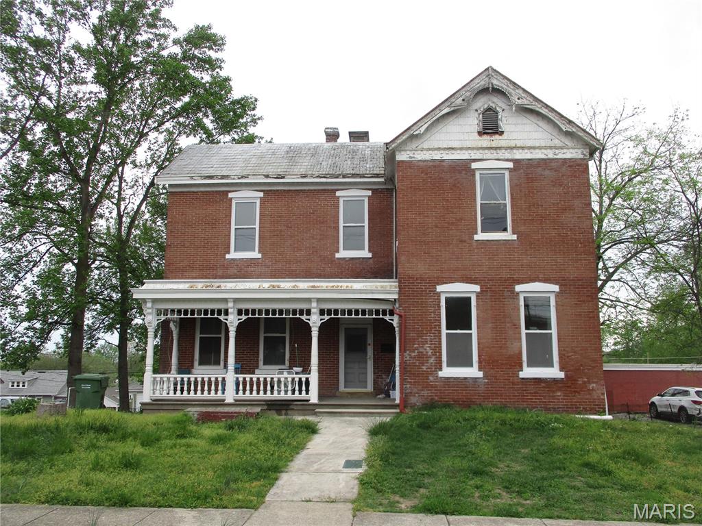 Photo of 1009 Swanwick Street Chester IL 62233