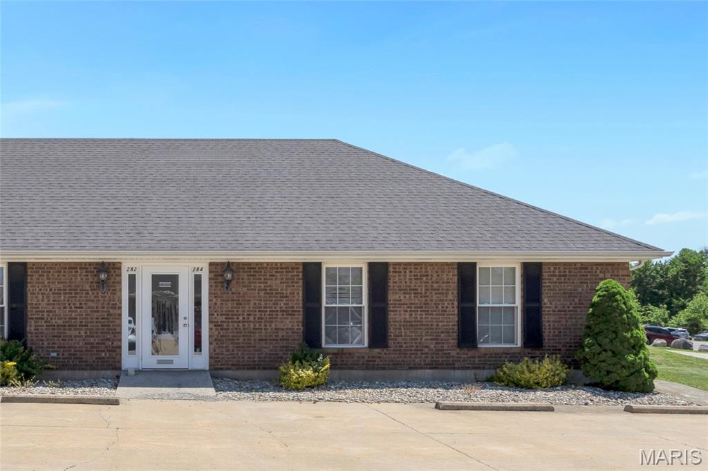 Photo of 284 Southwoods Drive Columbia IL 62236