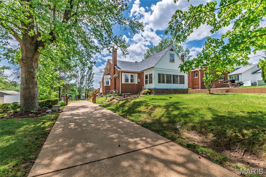 Photo of 11624 Denny Road St Louis MO 63126