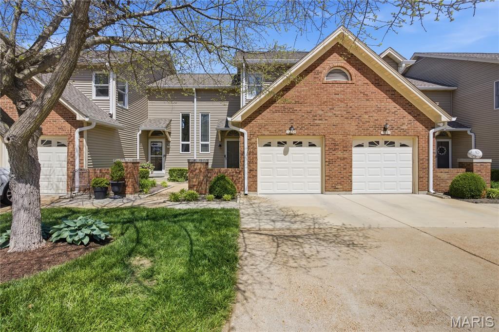 Photo of 16180 Lea Oak Court Chesterfield MO 63017