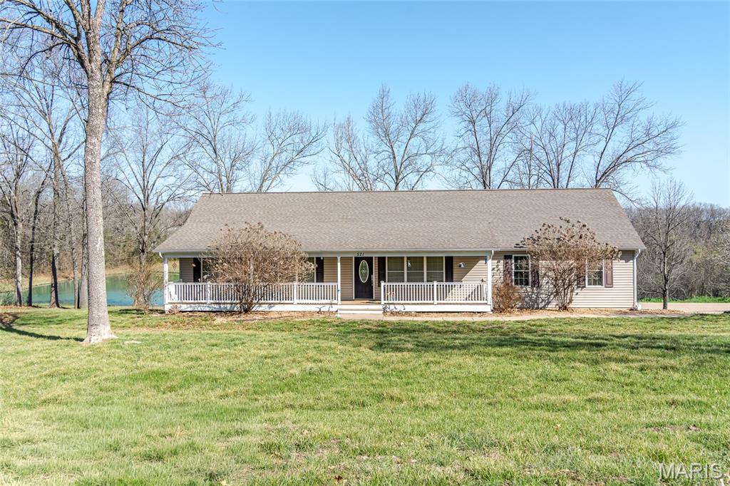 Photo of 521 Charles Henry Lane Beaufort MO 63013
