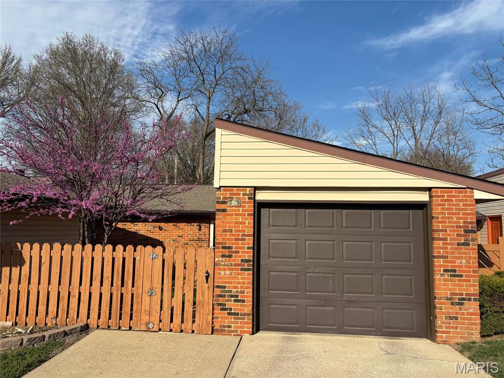 Photo of 6 Parkridge Belleville IL 62226