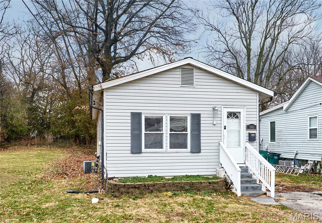 Photo of 900 N Elm Avenue Webster Groves MO 63119