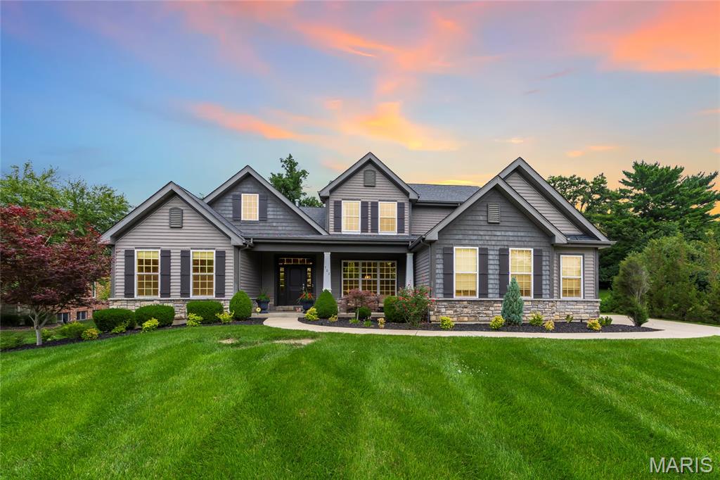 Photo of 702 Champeix Lane Creve Coeur MO 63141