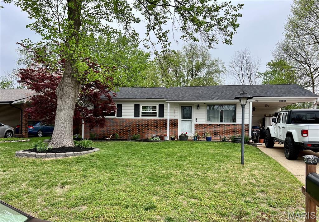 Photo of 12033 Colonial Drive Maryland Heights MO 63043