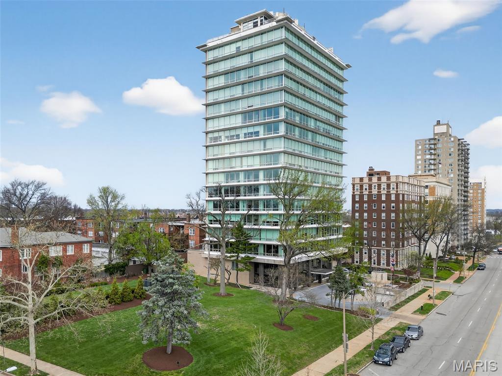 Photo of 801 S Skinker Boulevard #12C St Louis MO 63105