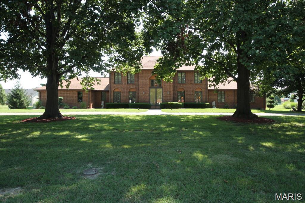 Photo of 540 N Railway Street Mascoutah IL 62258