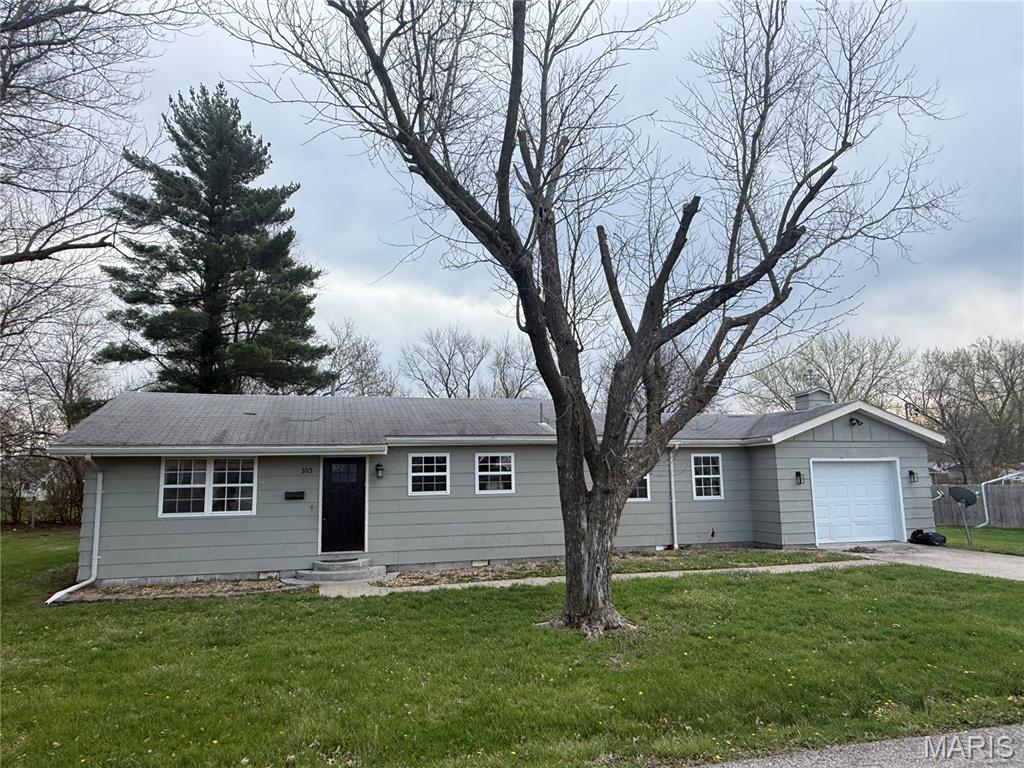 Photo of 103 S 13th Street Bowling Green MO 63334
