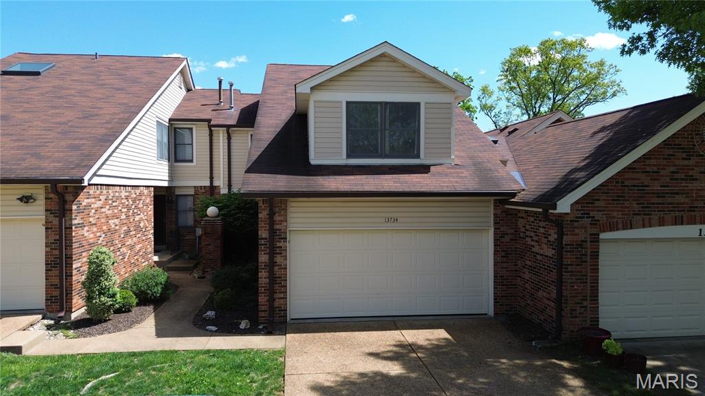 Photo of 13734 La Conte Court St Louis MO 63128