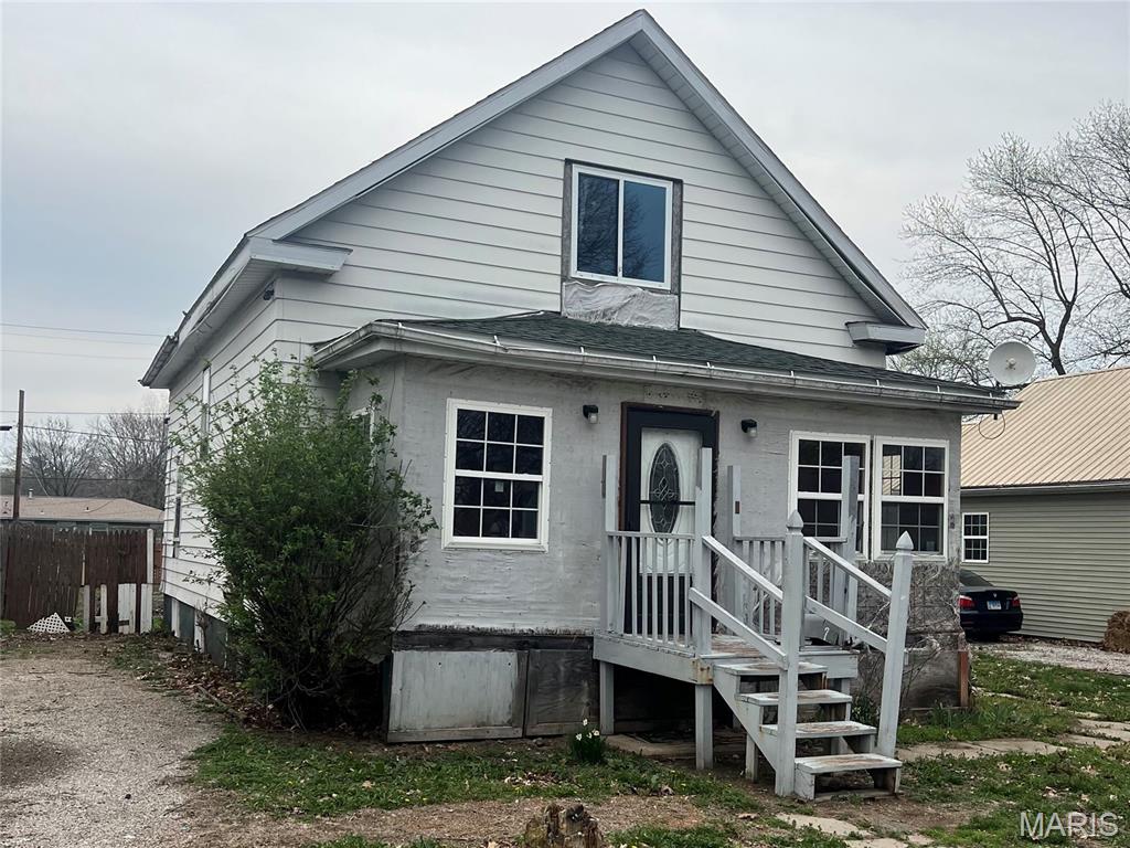 Photo of 709 1st Street Gillespie IL 62033