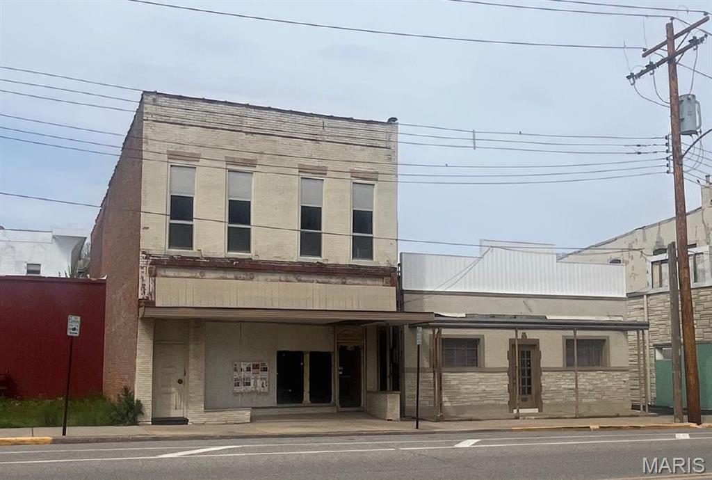 Photo of 528 E Broadway Alton IL 62002