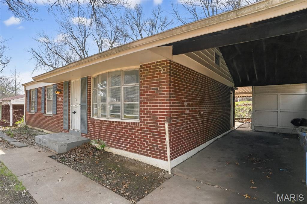 Photo of 1722 Bradshaw Drive St Louis MO 63136