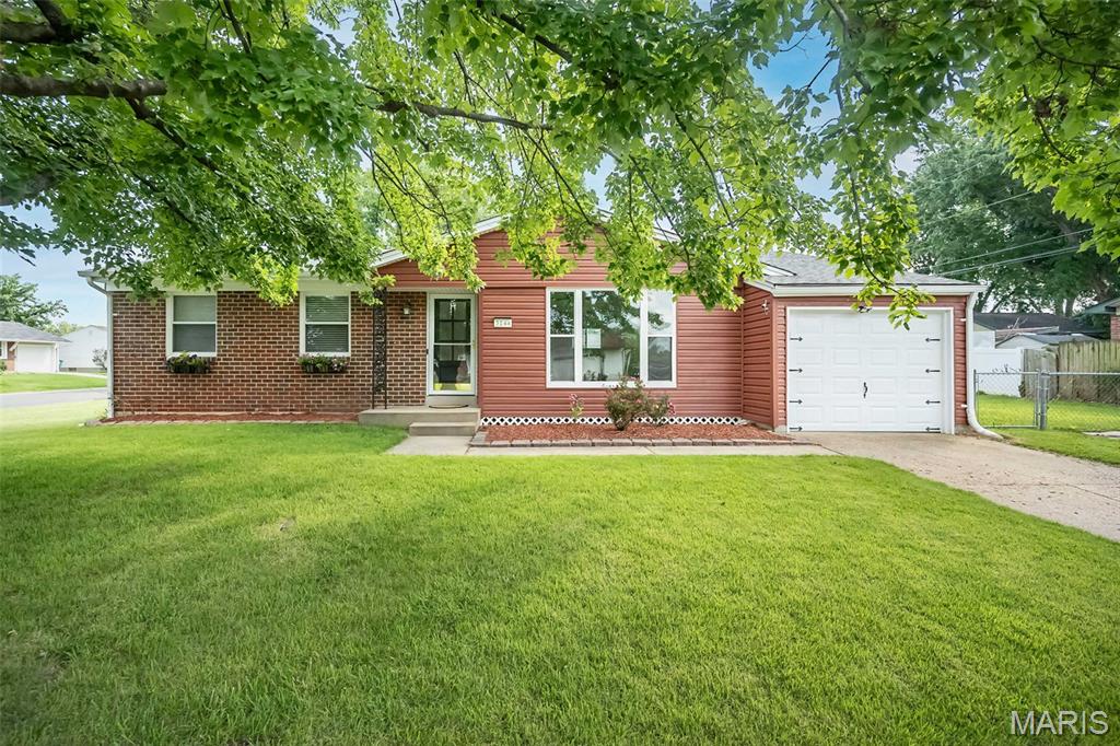 Photo of 3144 Chancery Lane St Charles MO 63301
