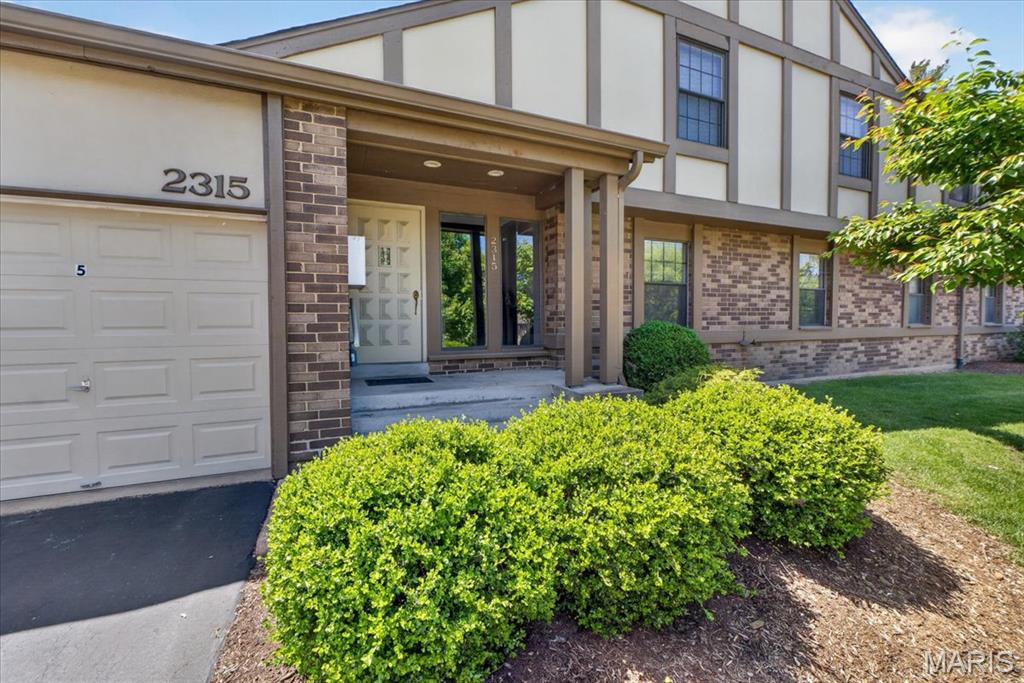 Photo of 2315 Seven Pines Drive #2 Maryland Heights MO 63146