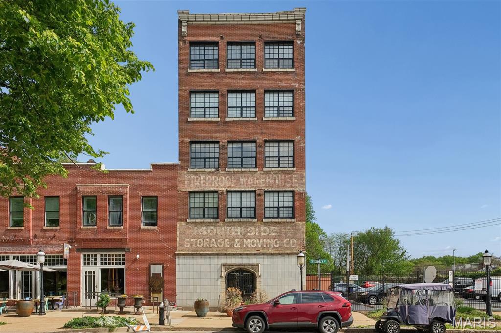 Photo of 1831 Sidney Street #L St Louis MO 63104