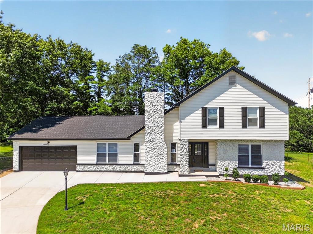 Photo of 5039 Amber Place Drive St Louis MO 63128