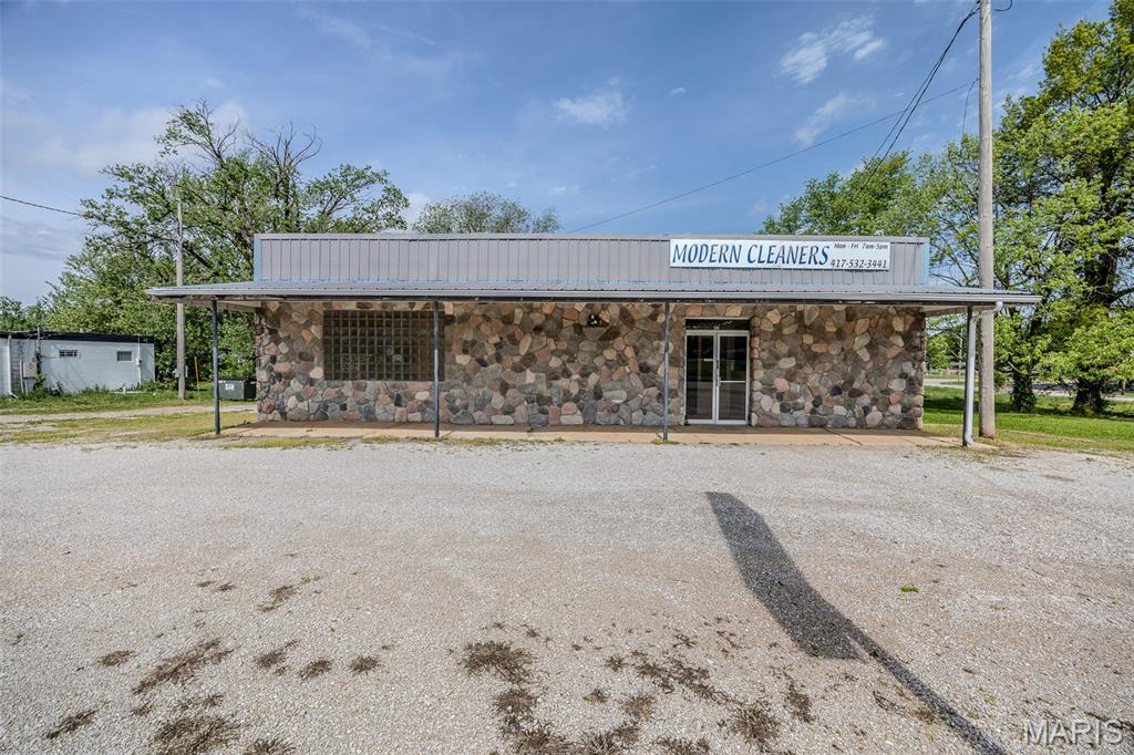 Photo of 269 E 6th Street Lebanon MO 65536
