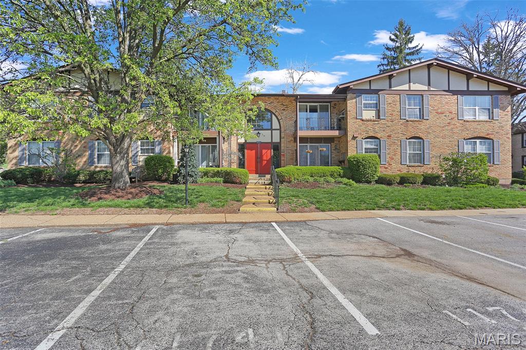 Photo of 11741 Casa Grande Drive #G St Louis MO 63146