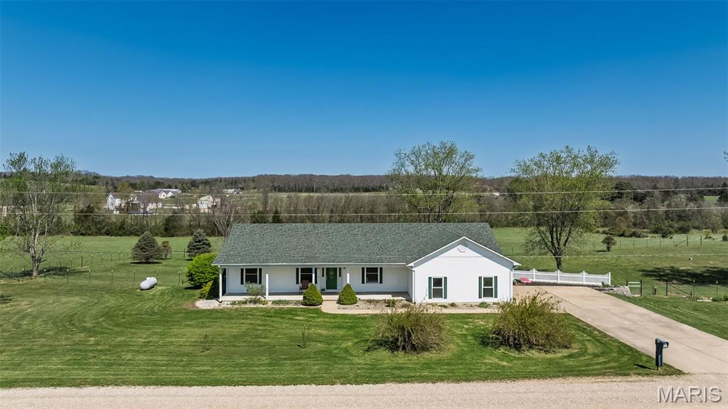 Photo of 270 Purple Martin Lane Sullivan MO 63080