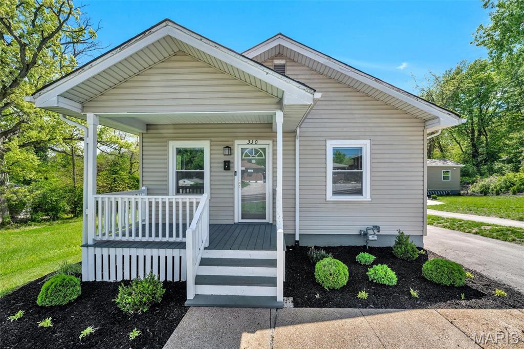Photo of 330 Chambers Road Riverview MO 63137