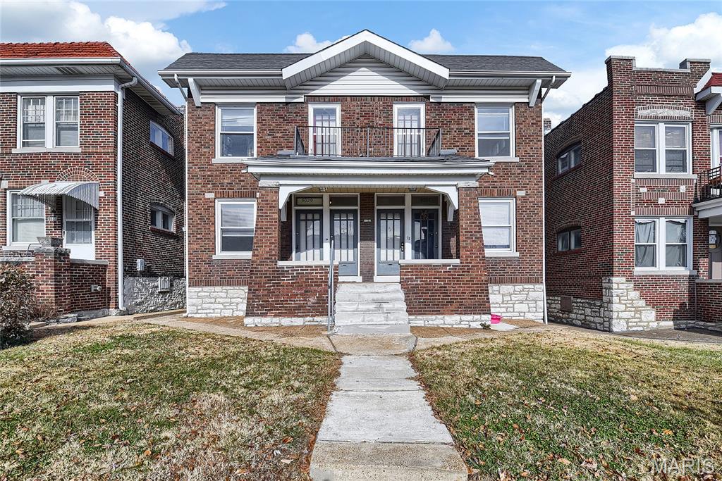 Photo of 5027 Chippewa Street St Louis MO 63109
