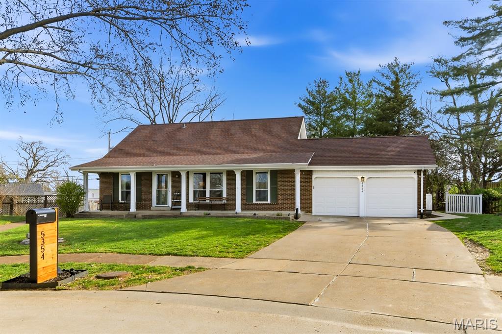 Photo of 5354 Chatfield Drive St Louis MO 63129