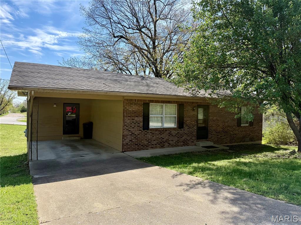 Photo of 1714 Wallace Street Poplar Bluff MO 63901